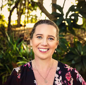 Meet your Posher, Cindy lee